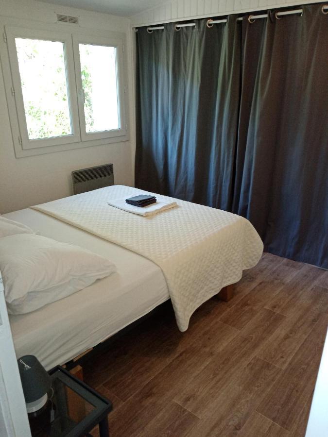 Chalet Agreable, A Proximite Du Centre Historique, Golf Academy Villeneuve-lès-Avignon Εξωτερικό φωτογραφία